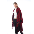 Nouveau design 130 * 150CM 100% ACRYLIQUE Automne / Hiver chaud manteau de mode poncho